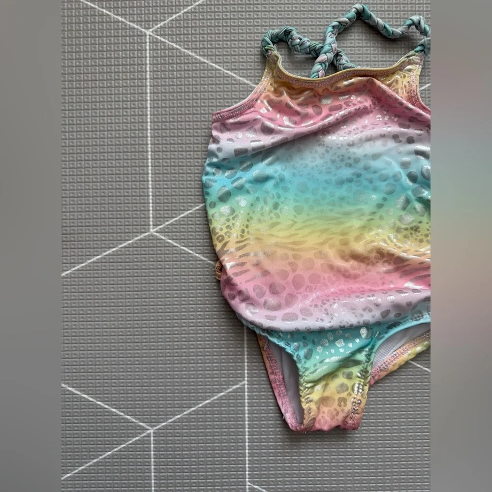 Penelope mack|Baby girl/toddler Pastel Rainbow leopard One-Piece Swimsuit•••